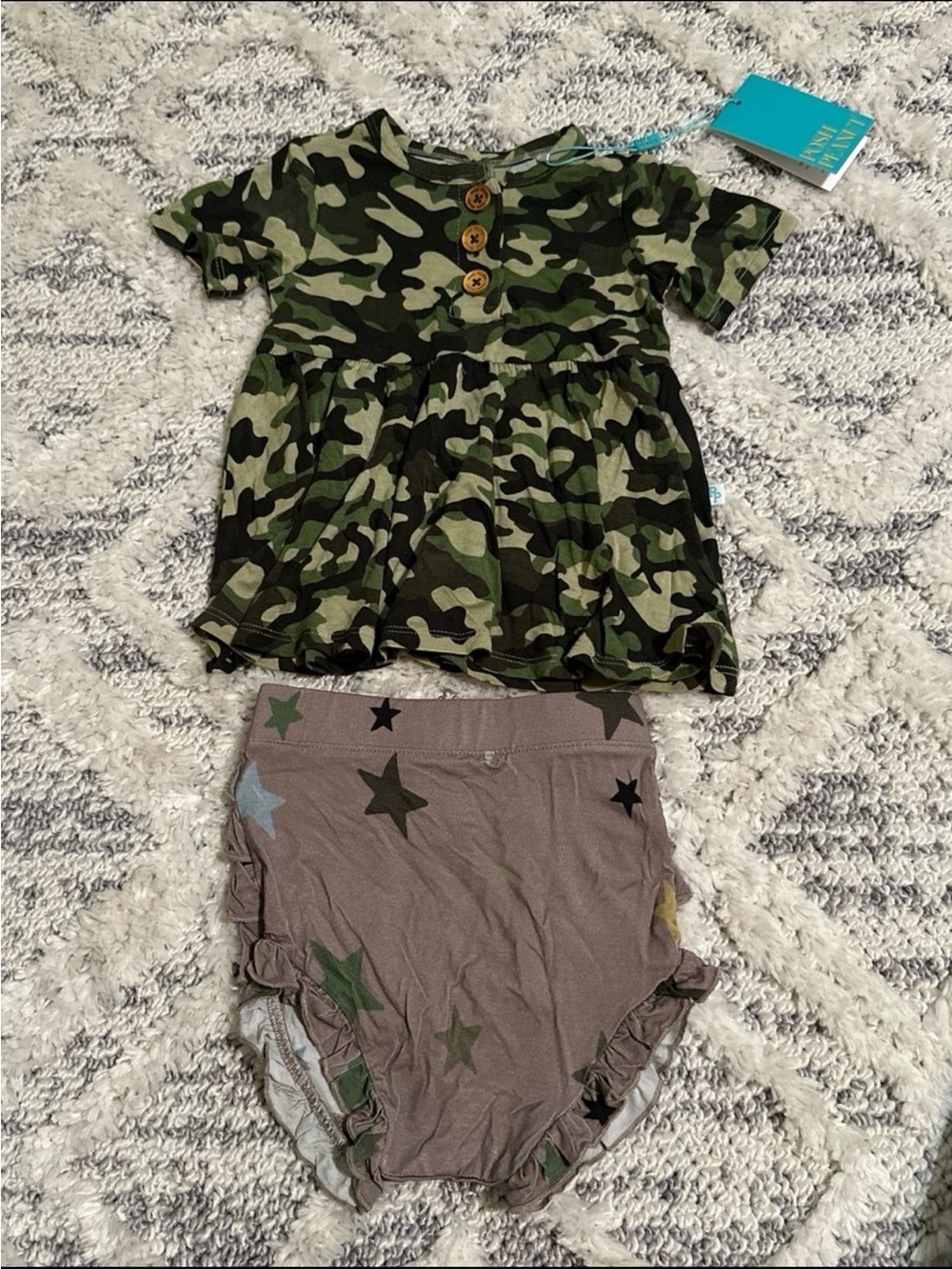 NWT Posh Peanut Cadet Camo Henley Peplum Top & Bloomer Size 12-18 Months Bamboo